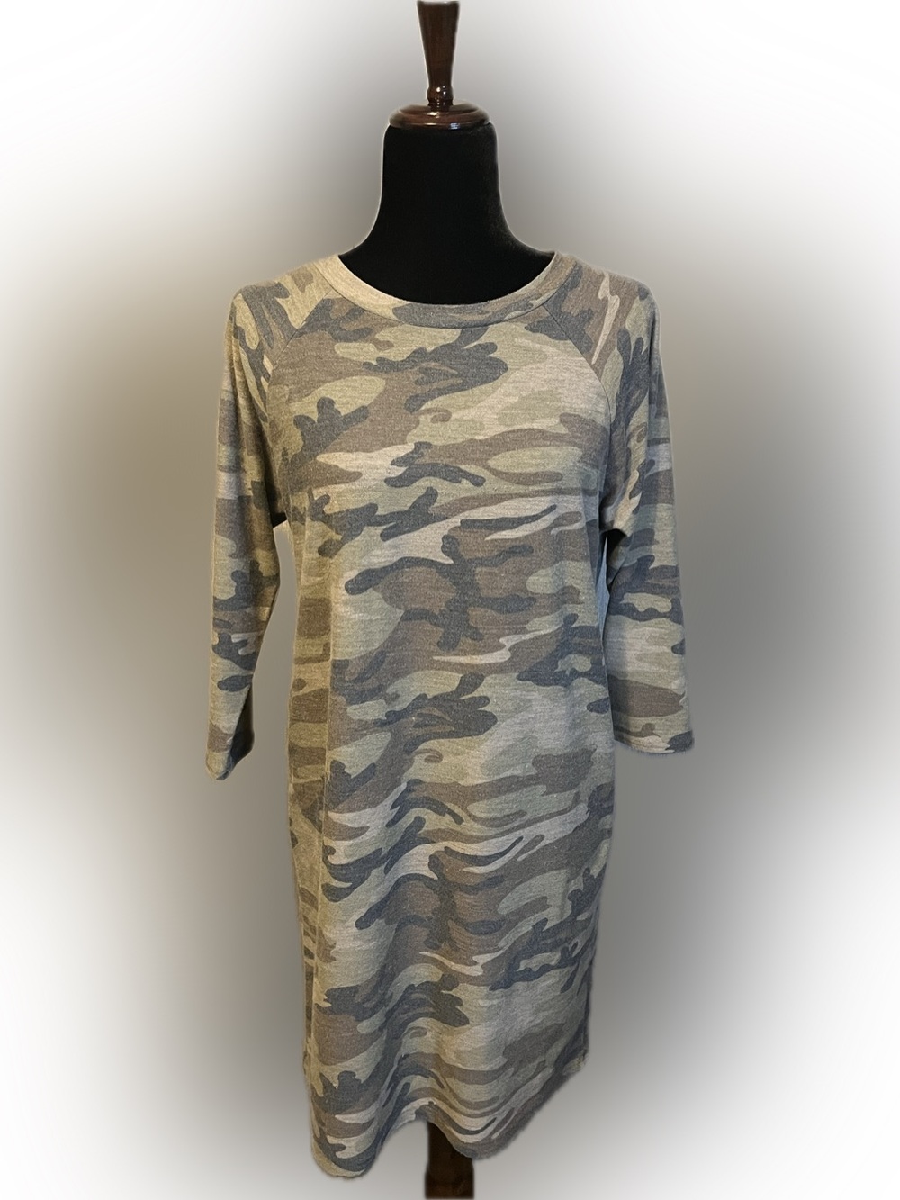 Everly Casual Camo 3/4 Raglan Sleeve T-Shirt Dress size M